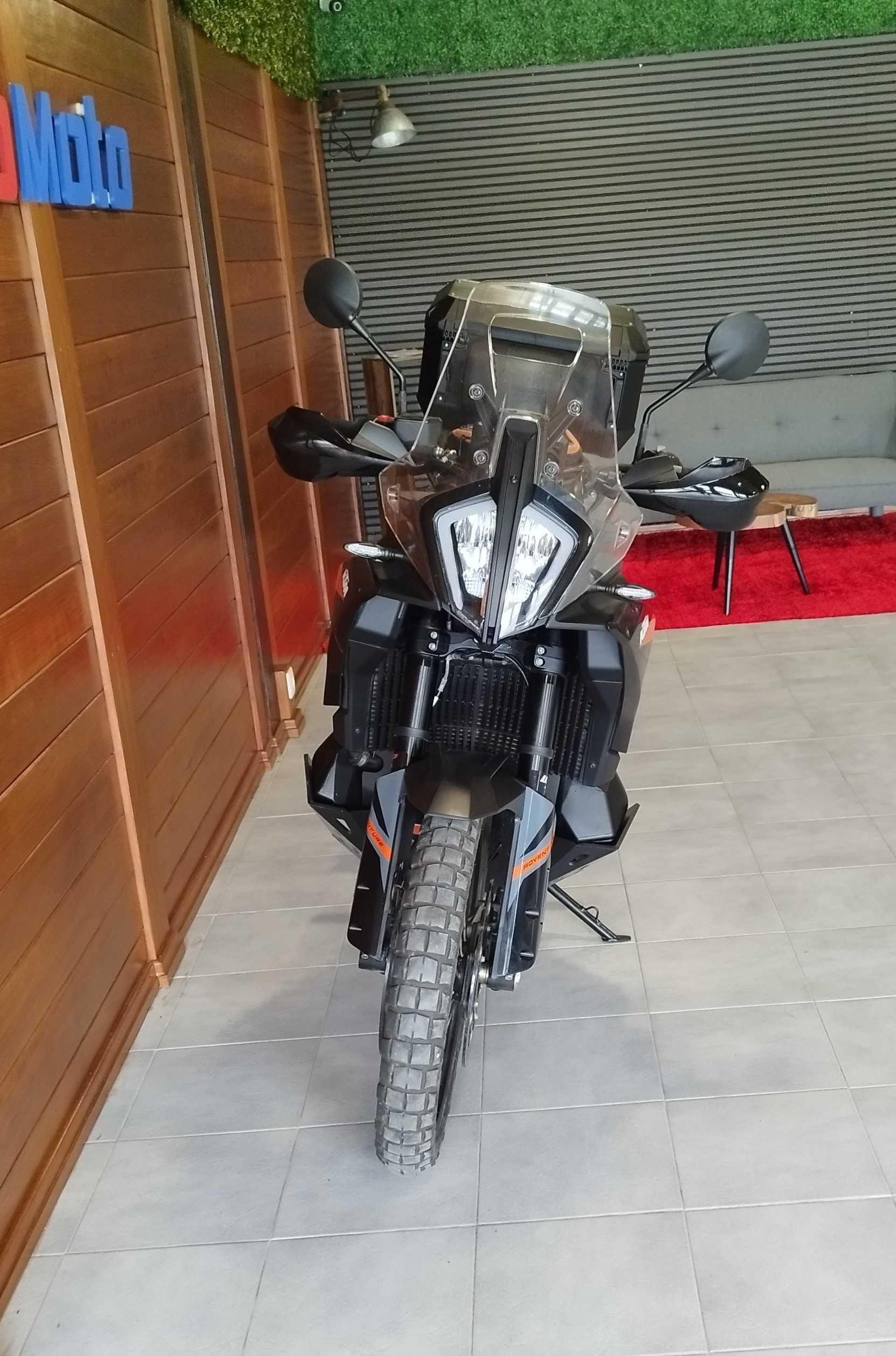 KTM 890 Adventure