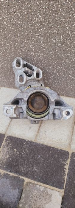 Подушка акпп Mercedes