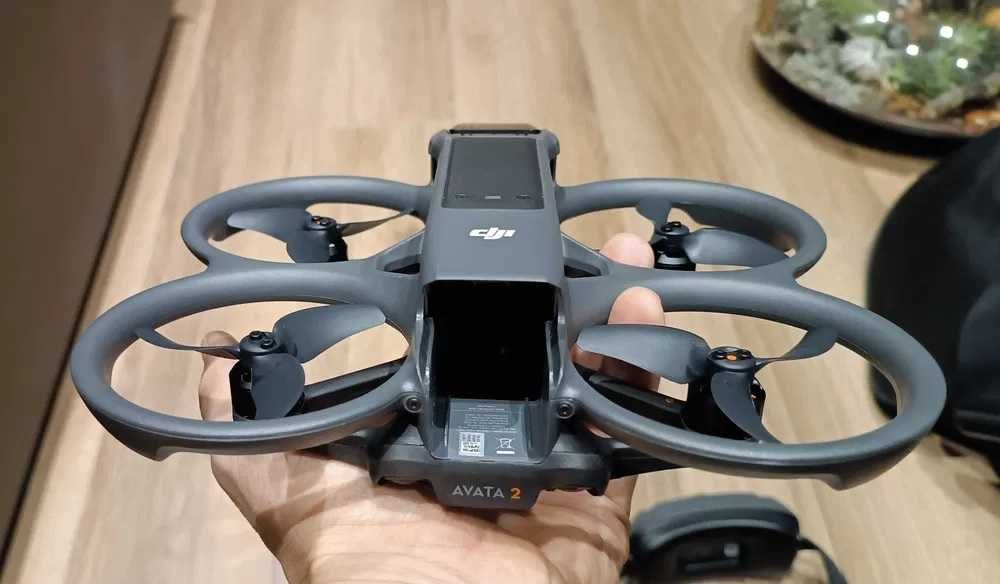 Dji Avata 2 , hub 3 baterie, Gwarancja