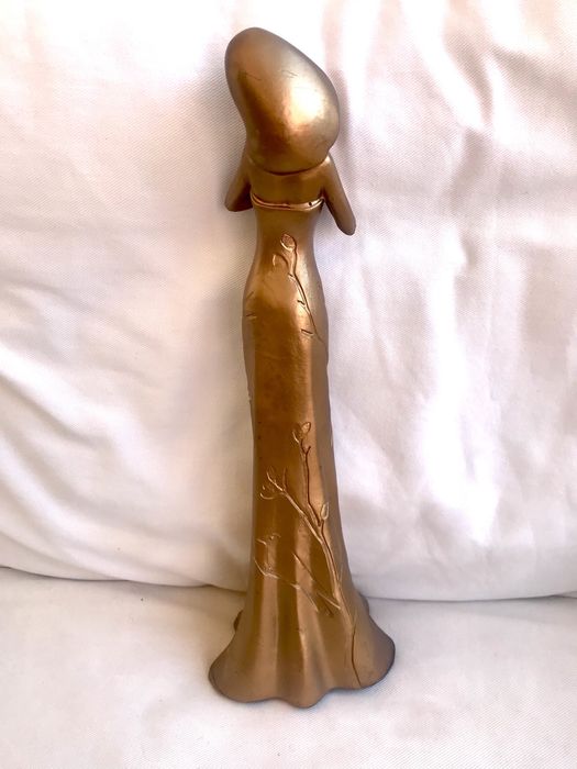 Estatueta senhora dama dourada decorativa antiga