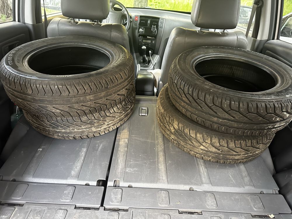 Opony Uniroyal 175/65 R 14 - stare