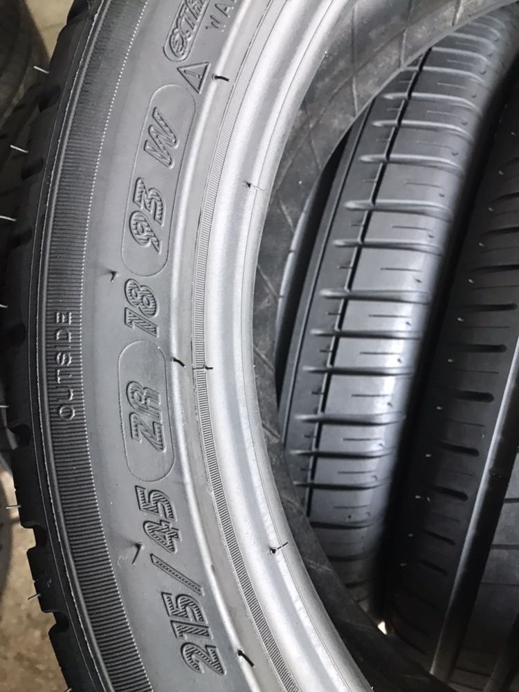 215/45/18 R18 Michelin Pilot Sport 3 4шт новые