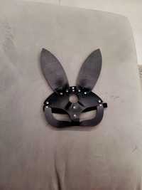 Skórzana maska króliczek z nitami Unisex Alternative