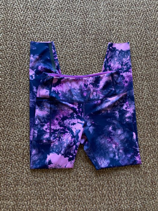 Legginsy Under Armour nowe okazja tanio S-M mega wygodne dopasowujące