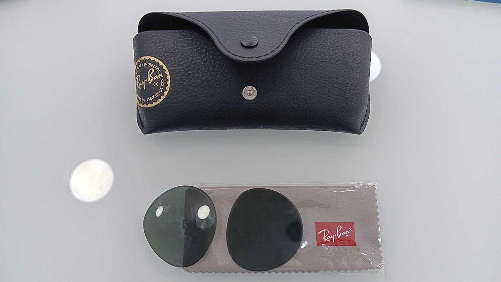 Lentes de Sol Ray-Ban Verdes Escuro – NOVAS (Modelo 3447N-001-50)
