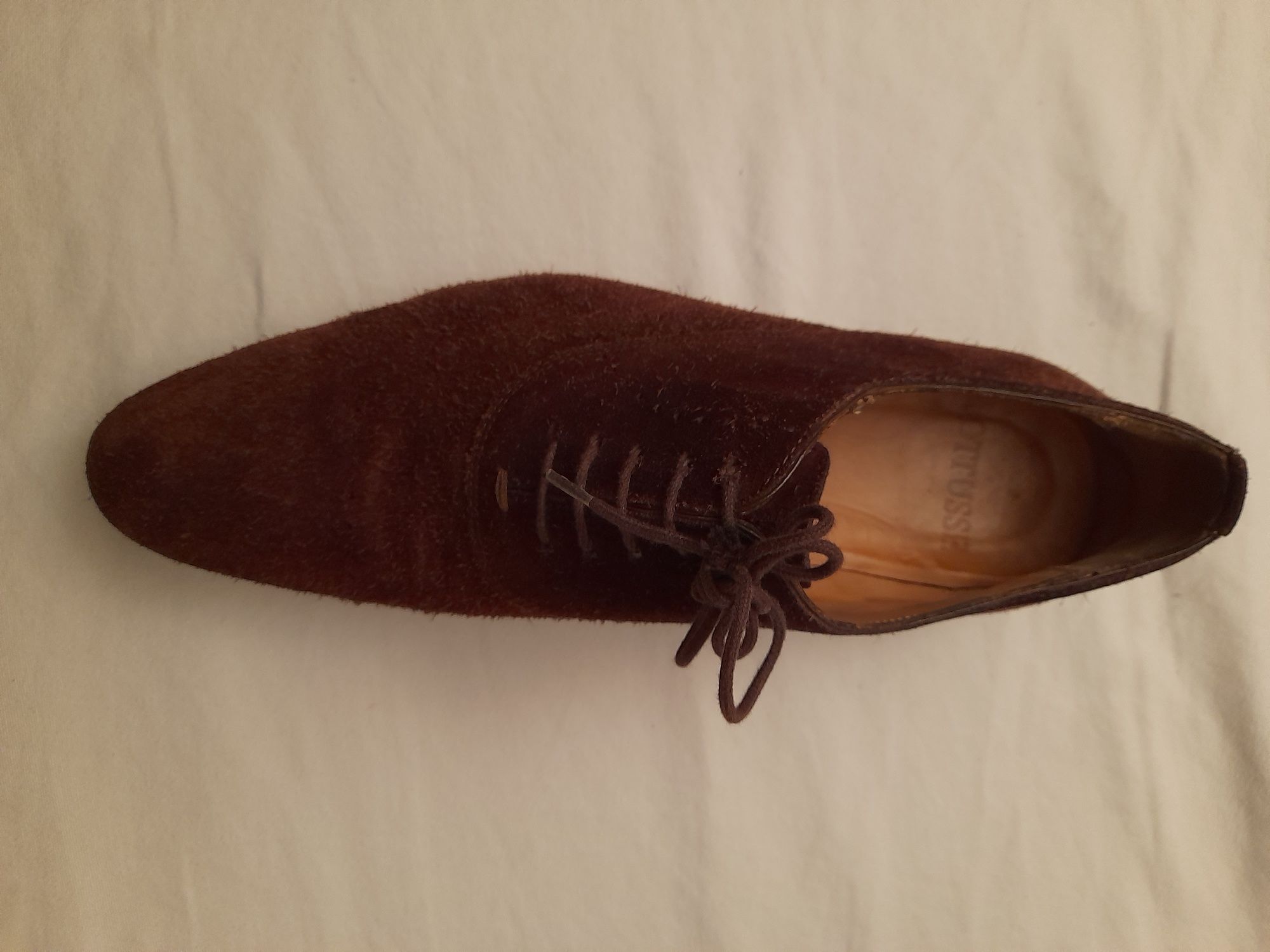 Sapatos camurça castanhos marca Lottusse número 40