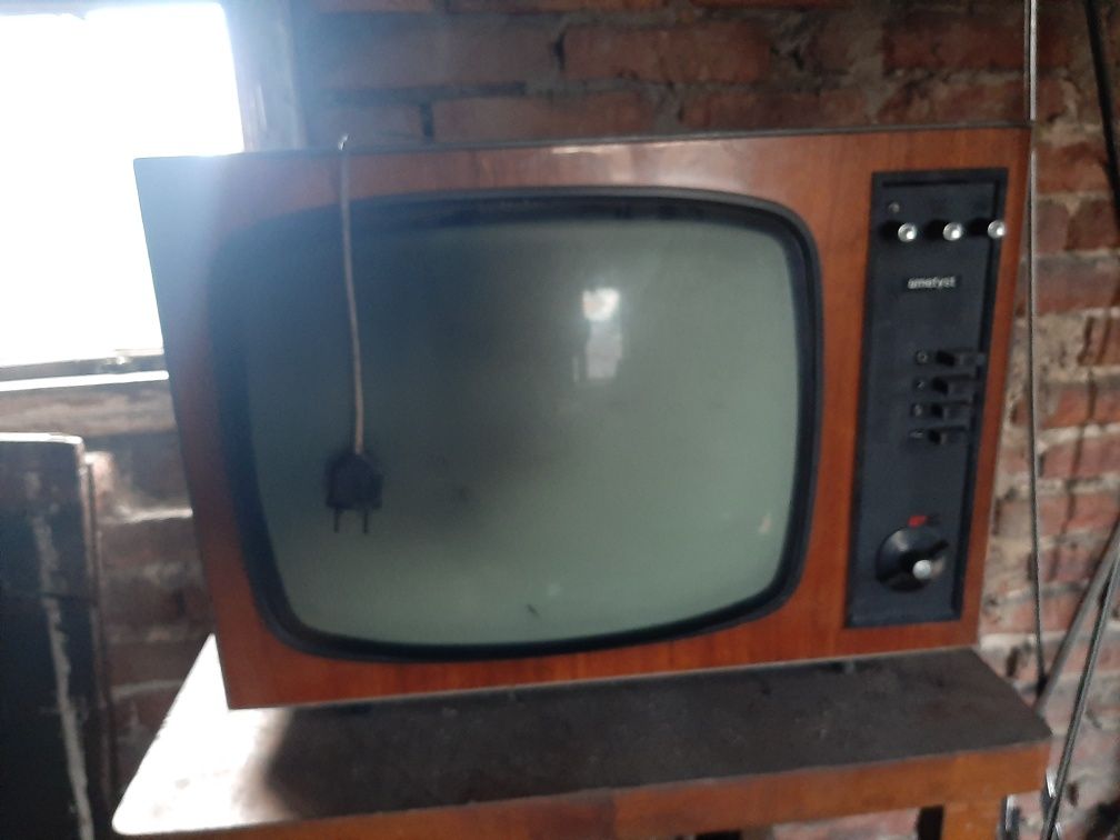 Stary telewizor Ametyst drewno PRL Antyk