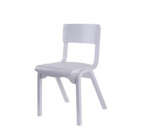 Krzesła Fameg kpl. 6szt.  Wykonane z profilowanej sklejki.