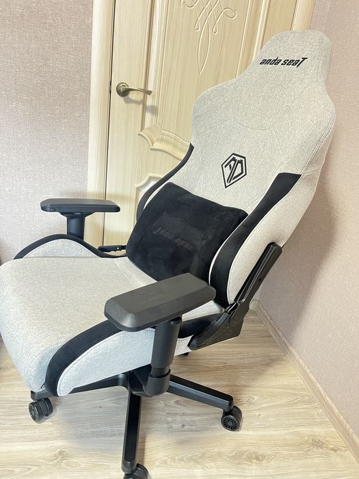 Комп'ютерне крісло Anda Seat Phantom 3 70x55x134 см ігрове, сіре