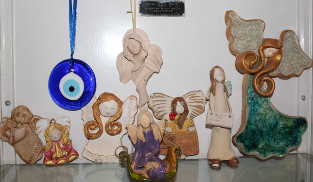 Kolekcja porcelanowych aniołków i figurek