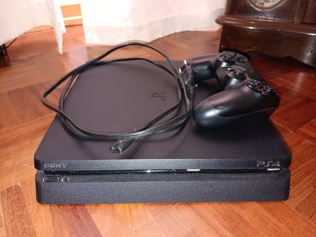 Playstation 4  Slim 500GB