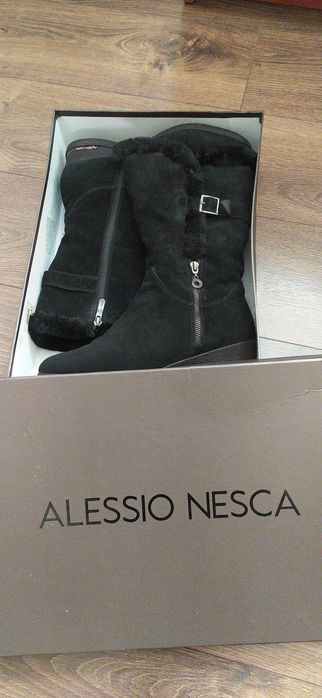 Зимние женские сапожки р.41