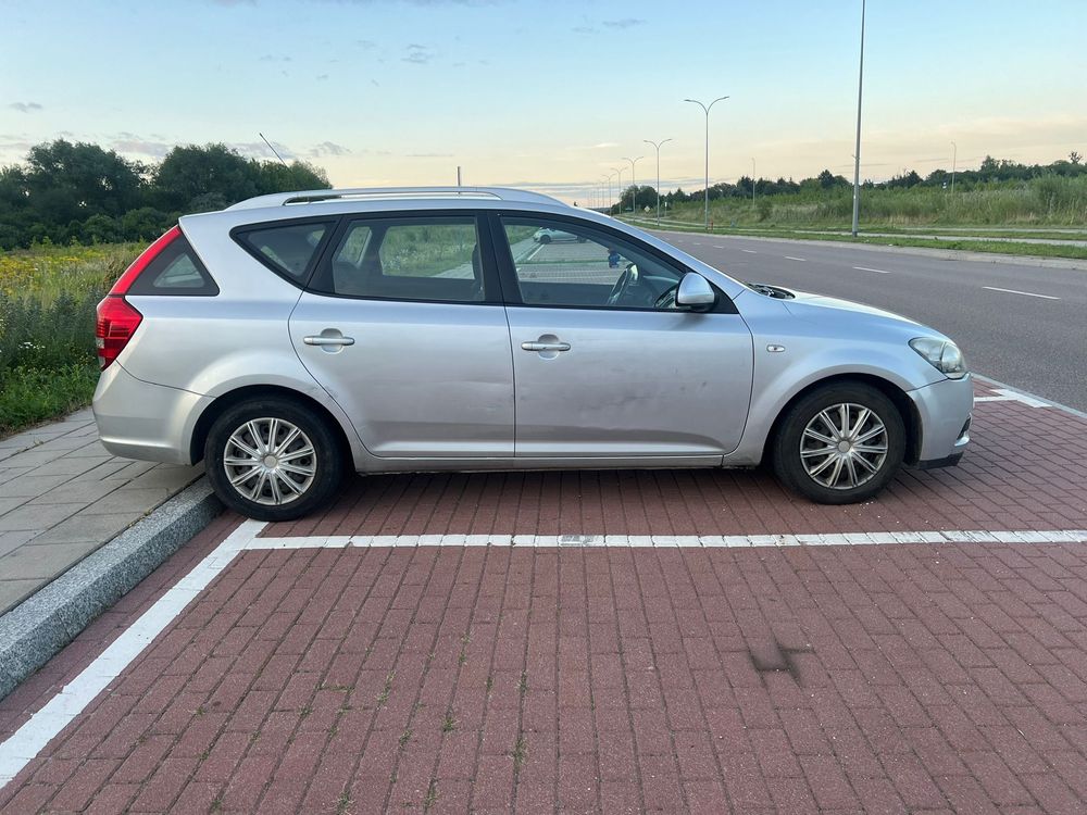 Kia Ceed 1.6crdi 2011r polift