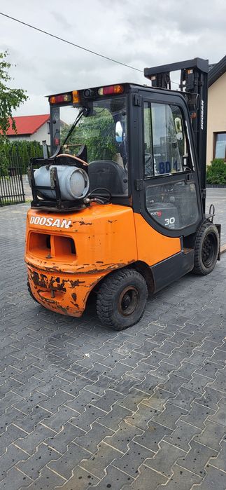Wózek widłowy 3tony Doosan pełna kabina