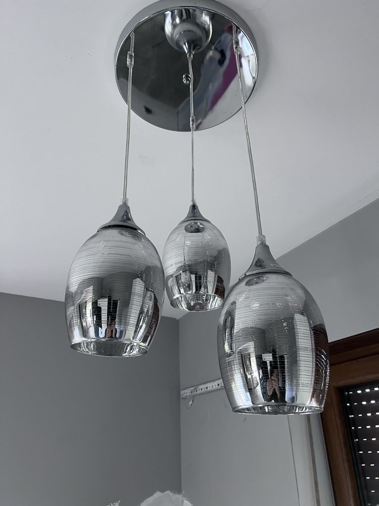Żyrandol ,  lampy , wiszace potrójne