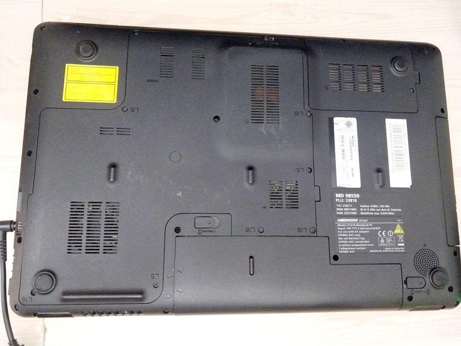 Ноутбук Medion E 7216