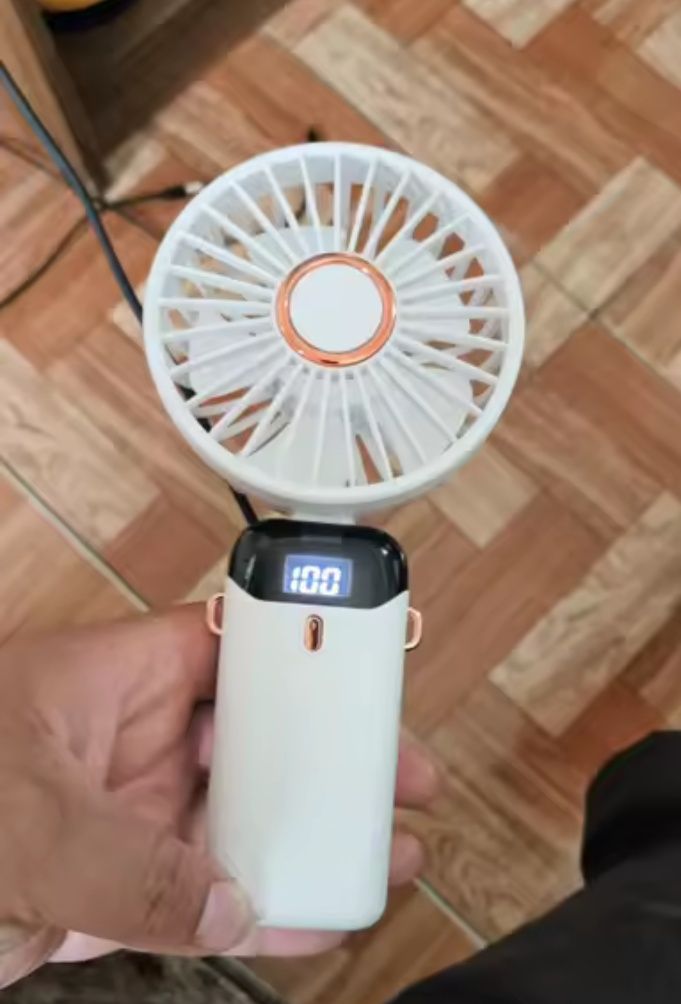 Вентилятор USB зарядный.