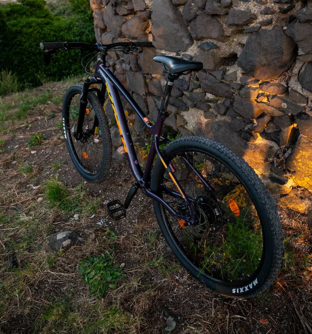 Bicicleta Kona Lava Dome 2023