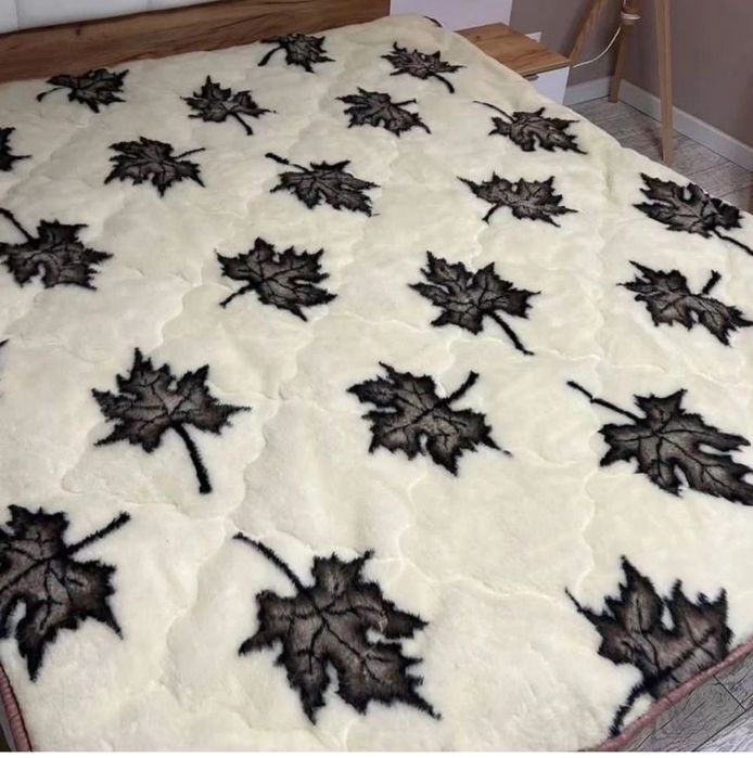 Ковдра хутряна.Пледи з овчини.Одеяло меховое.Одіяло верблюжі