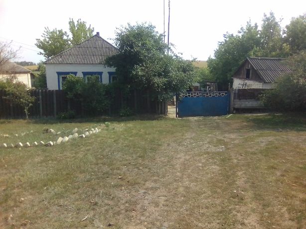 Дом в селе Берёзовка, Шевченковского района, Харьковской области.