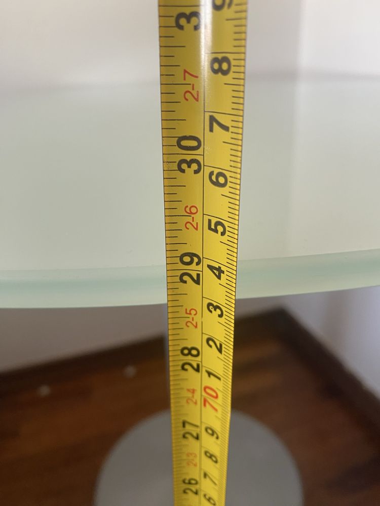 Mesa de vidro redonda 90 lagura x 74 altura