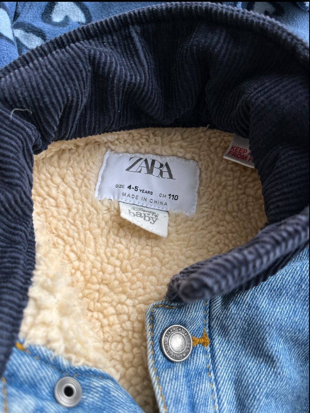 Куртка Zara,  унісекс, 4-5 років