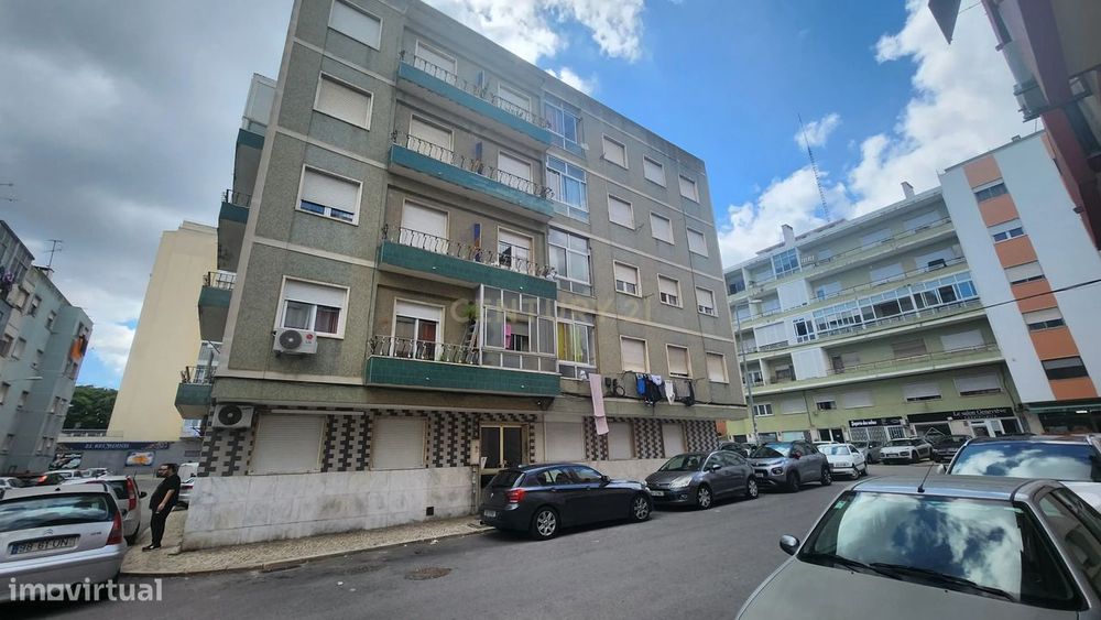 Apartamento T2 em Odivelas - Renda vitalícia