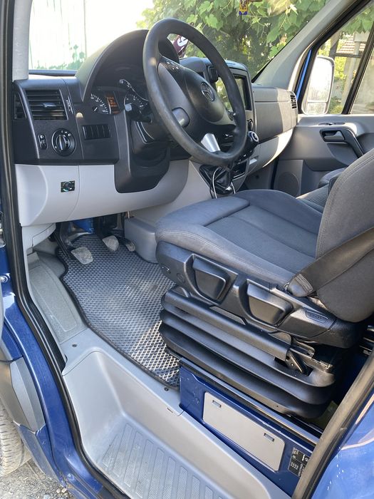 Mercedes Sprinter 316 пасажир 8+1