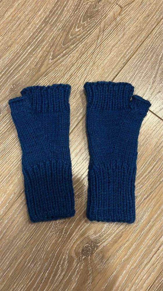 Шапка та рукавички демісезонні 50-52 см