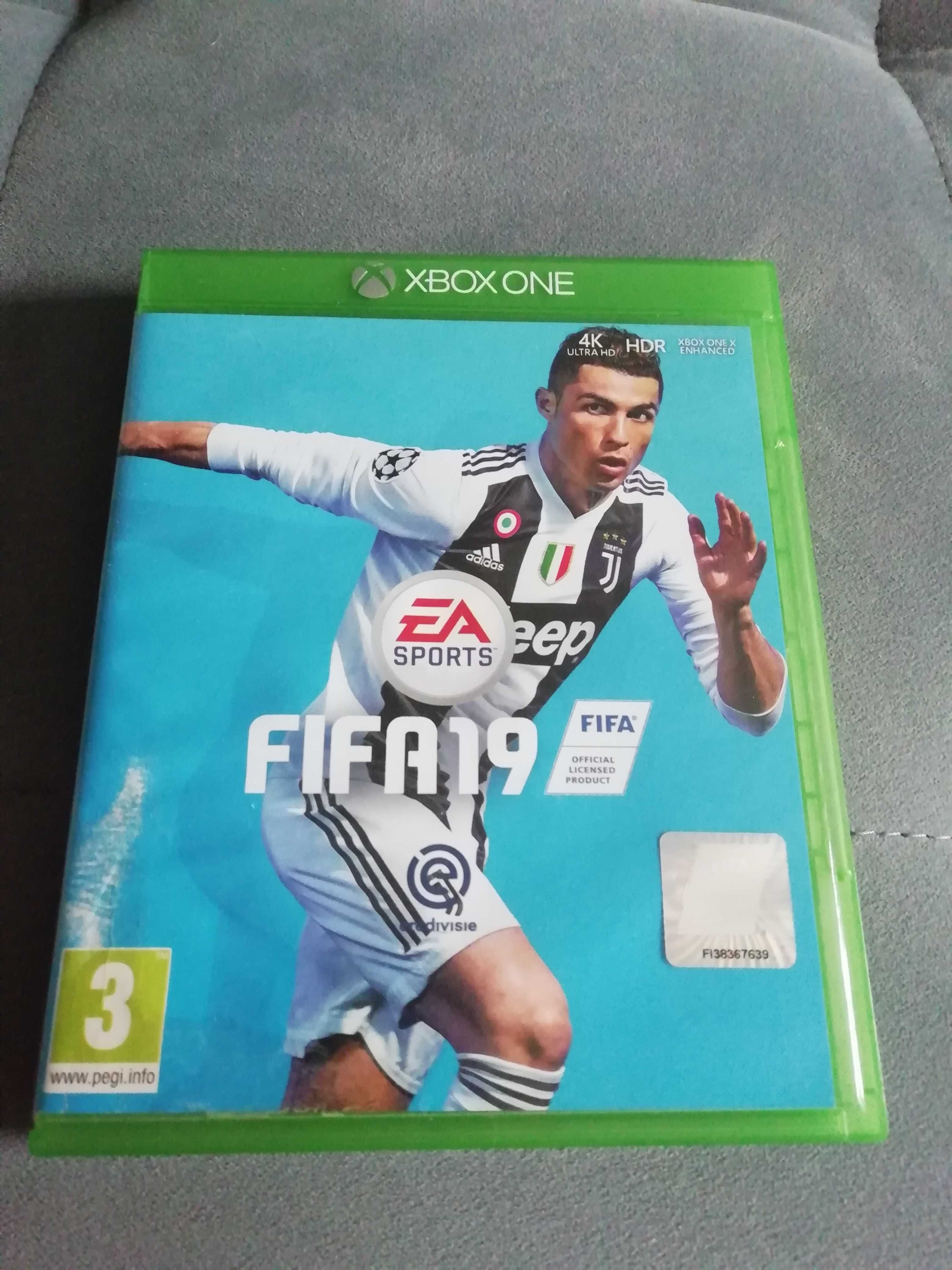 Gra FIFA 19 XOne