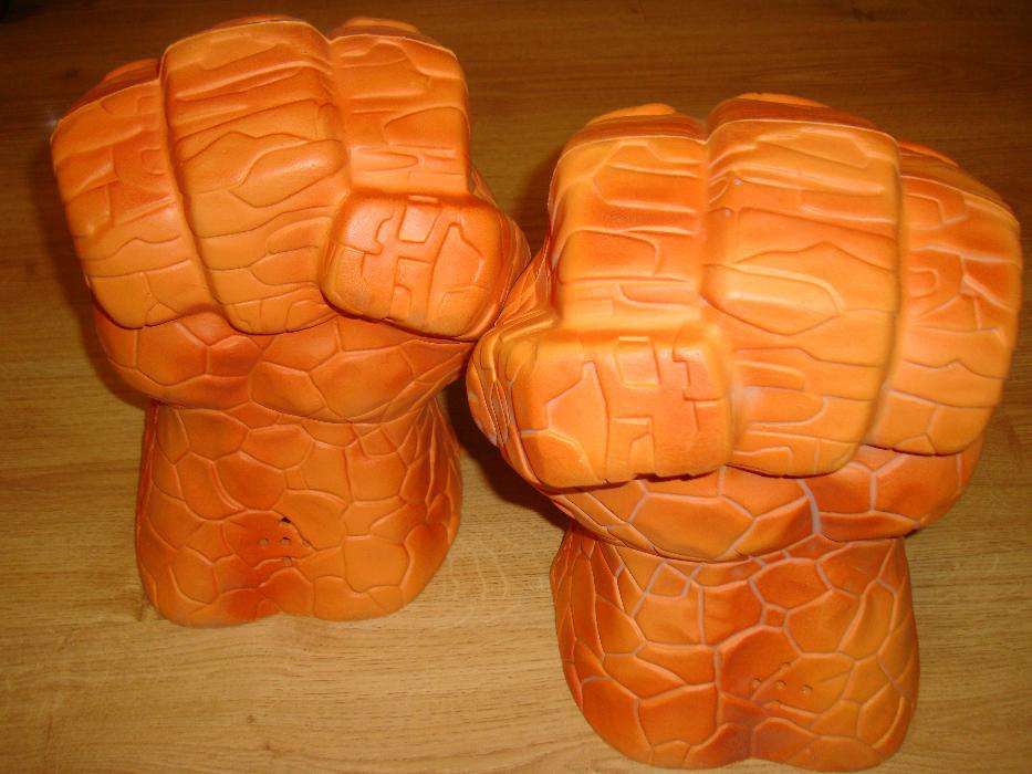 Кулаки Каменного человека