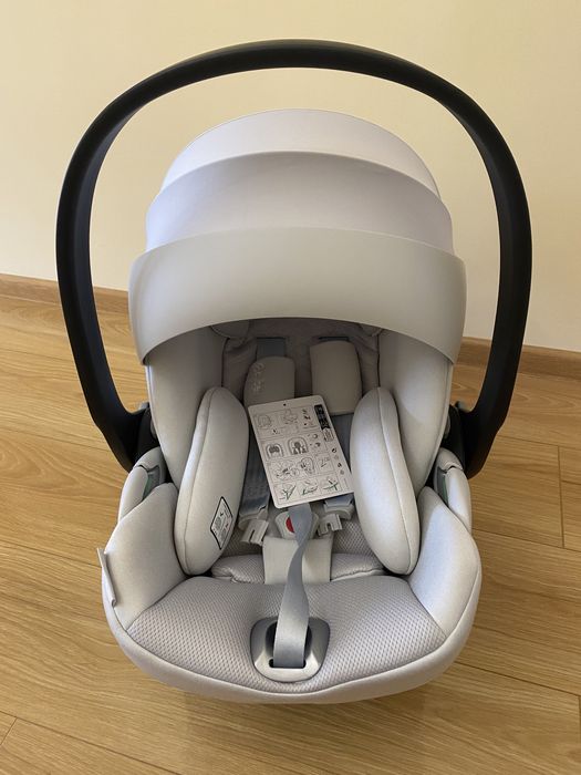 Автокрісло Cybex Cloud T i-Size (Plus Platinum White)