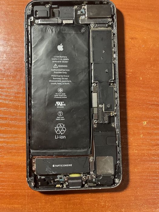 Продам iPhone 8plus 64/айфон 8плюс 64. Без дисплея