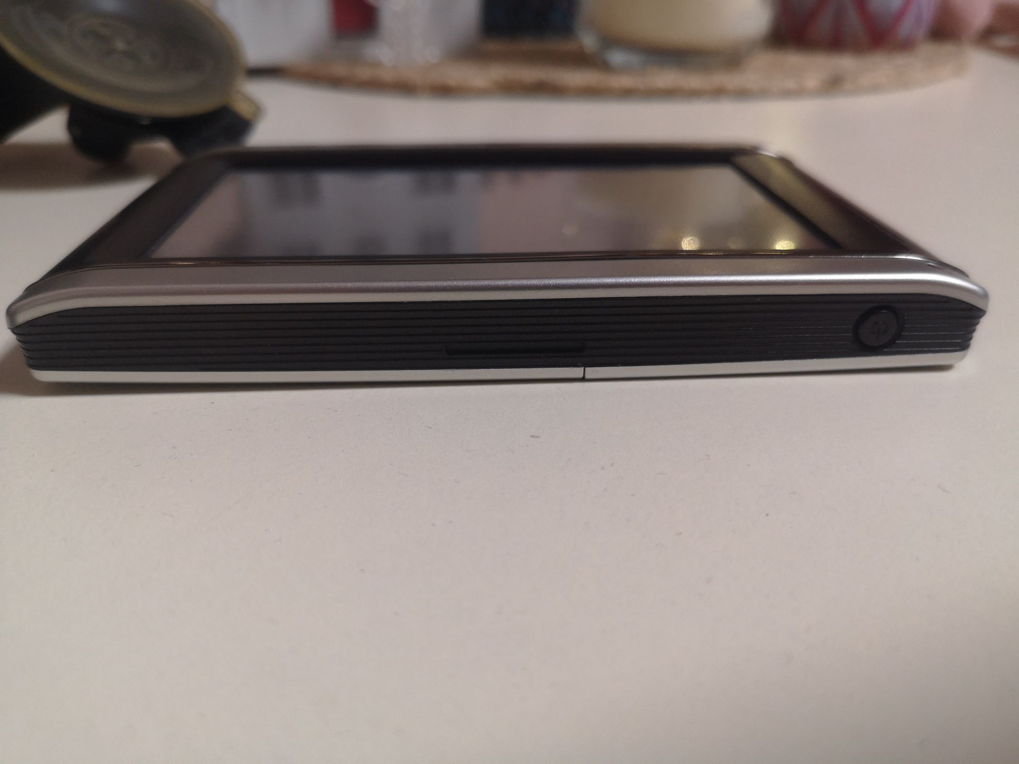 Продам автомобільний навігатор ASUS R700, навігація авто