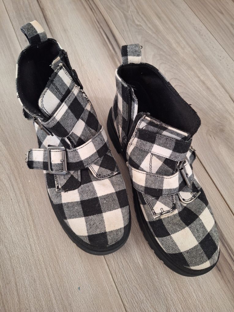 Buty zimowe rozmiar 37,5