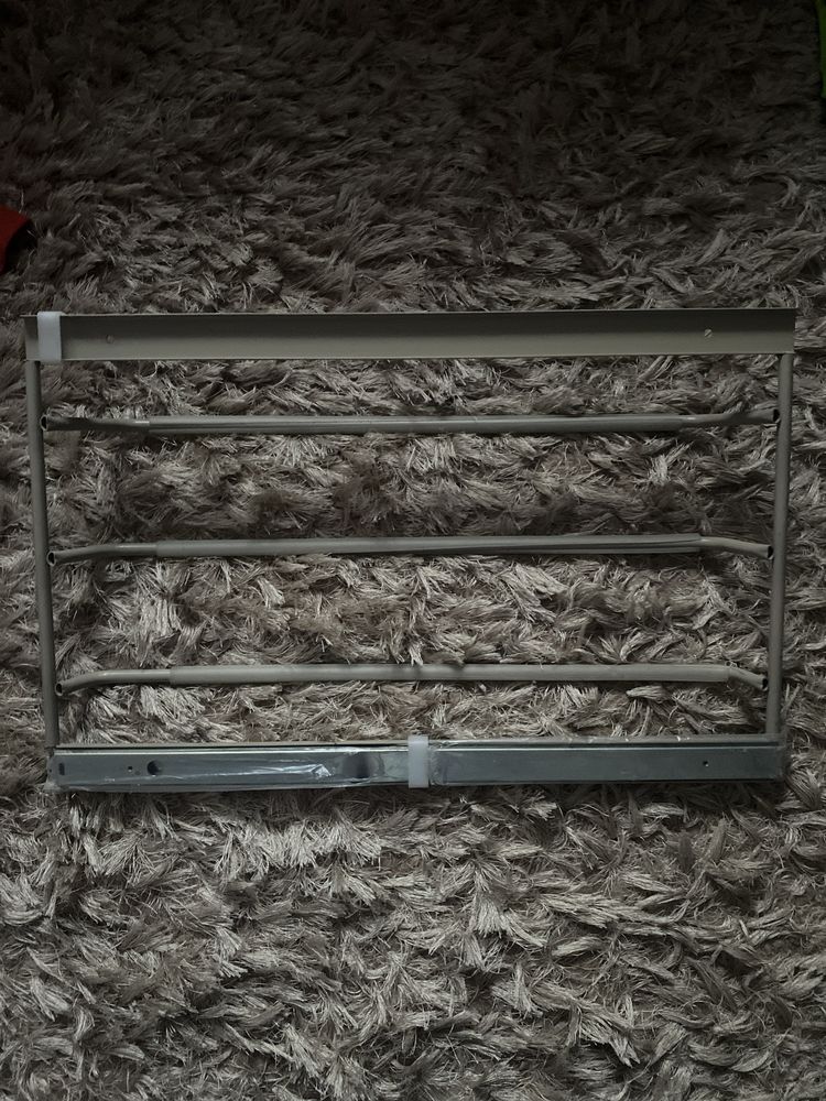 Metalowy stojak Ikea pax