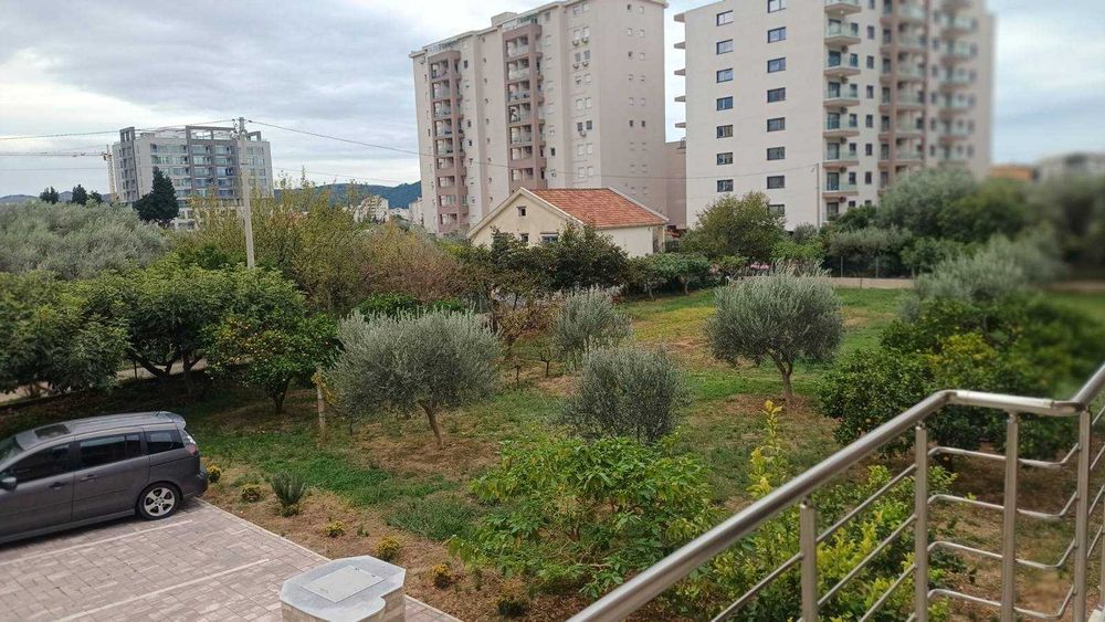 Бар. Илино. 180м - второй круг с заправками, 570м - МОРЕ. 350м маркеты