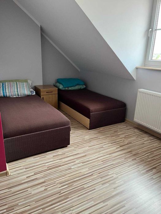 Noclegi praciwnicze 35 zl/ osoba/doba.
