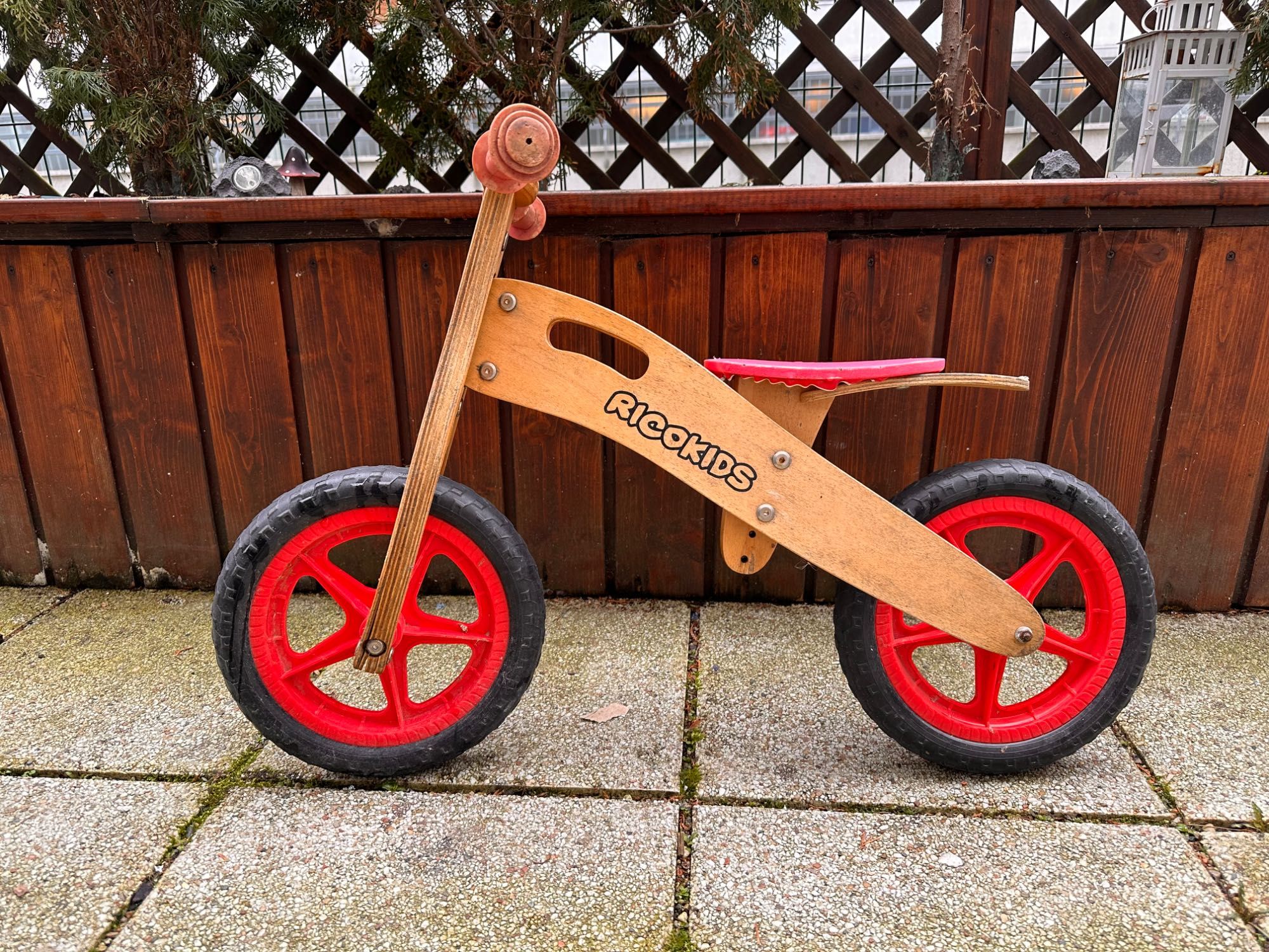 Rowerek biegowy dla dziecka RICOKIDS drewniany