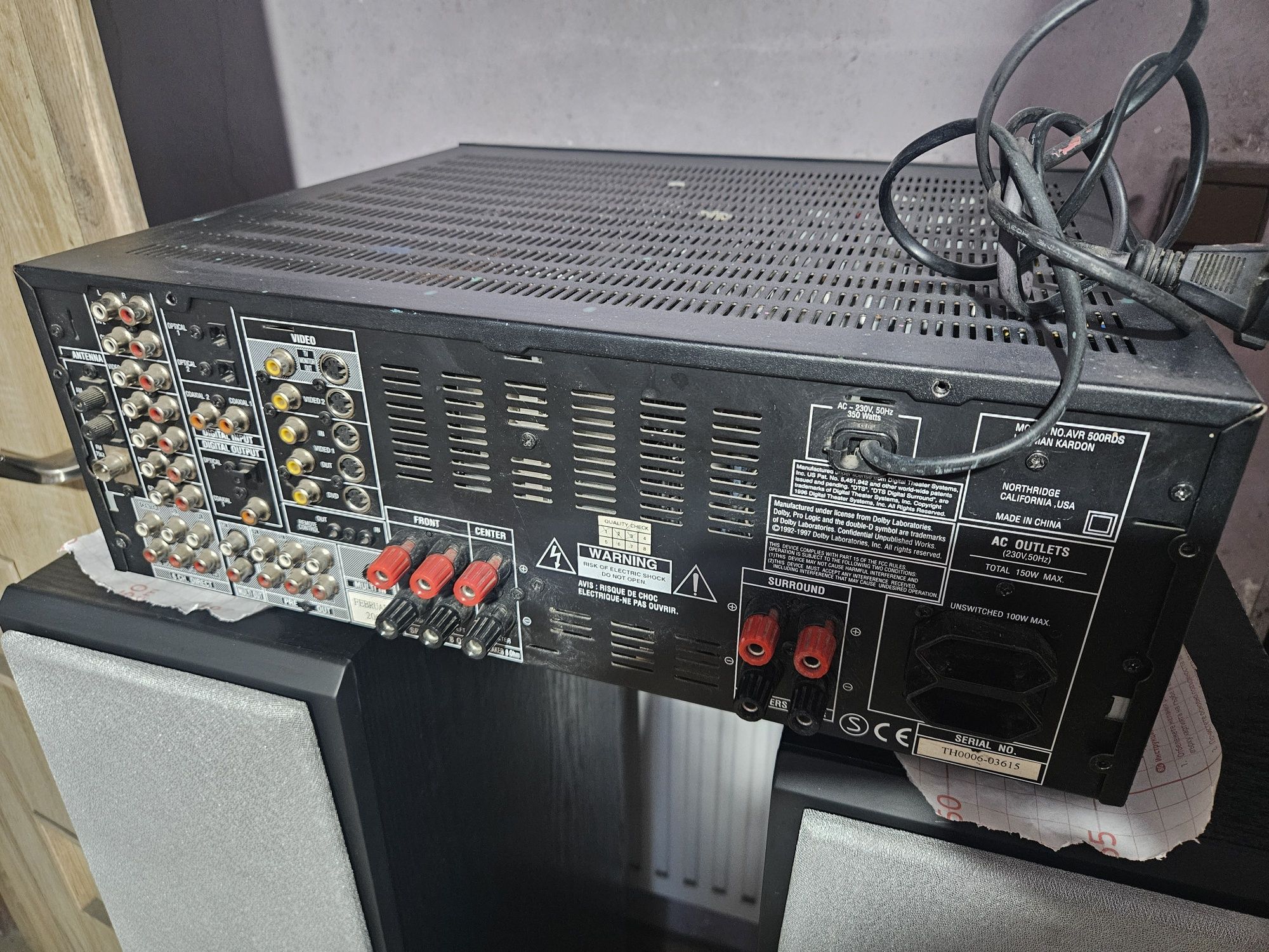 Amplituner Harman Kardon AVR500RDS.