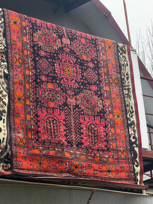 Килими 2×3-3штуки, 2×5-1штука. Вживані у доброму стані