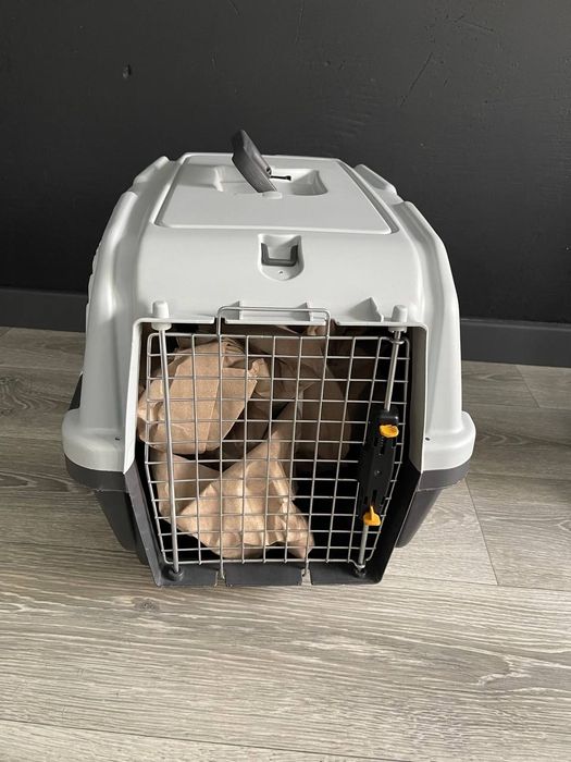 Переноска для собак, твёрдая.