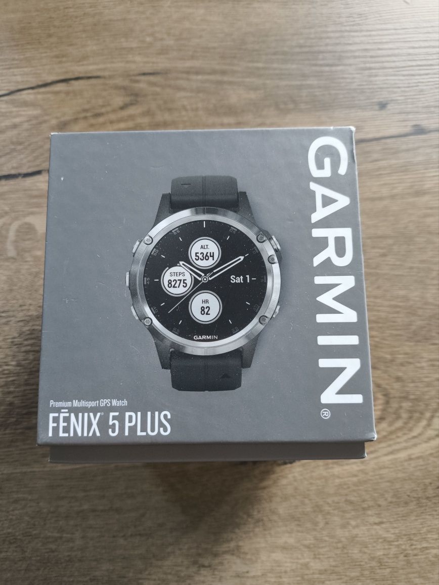Garmin Fenix 5 Plus + etui + 4 paski