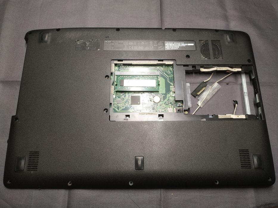 Ноутбук Acer ES1-533 на запчасти