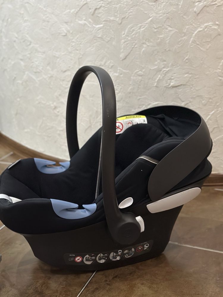 Автокрісло cybex aton m black