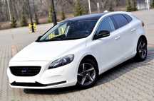 Volvo V40 Bi_Xenon_Ledy_Panorama_Digital_Navi_Skóra_Kamera_City_Full_Opcja_
