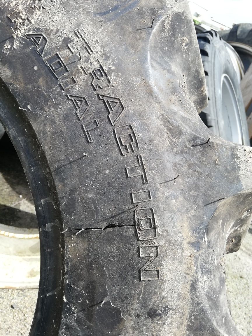 Opona 11.2r20 Goodyear bieżnik 100% uszkodzona