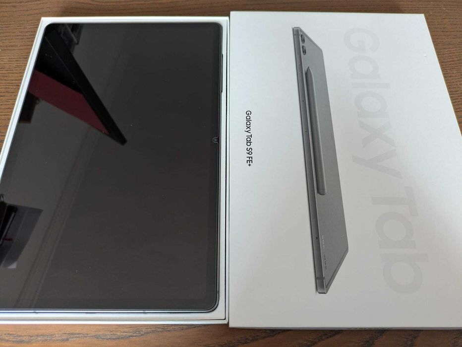 Samsung Tab S9 FE+ em caixa original com acessorios