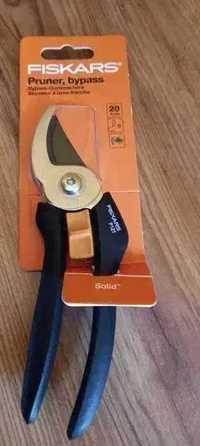 Fiskars pruner bypass p 121 orginalny