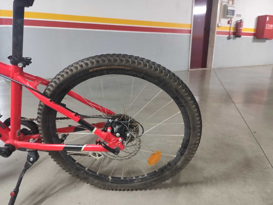 Bicicleta Rockrider St 900 24 polegadas Criança 9-12 Anos vermelho